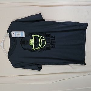 Mens MD under Armour shirt